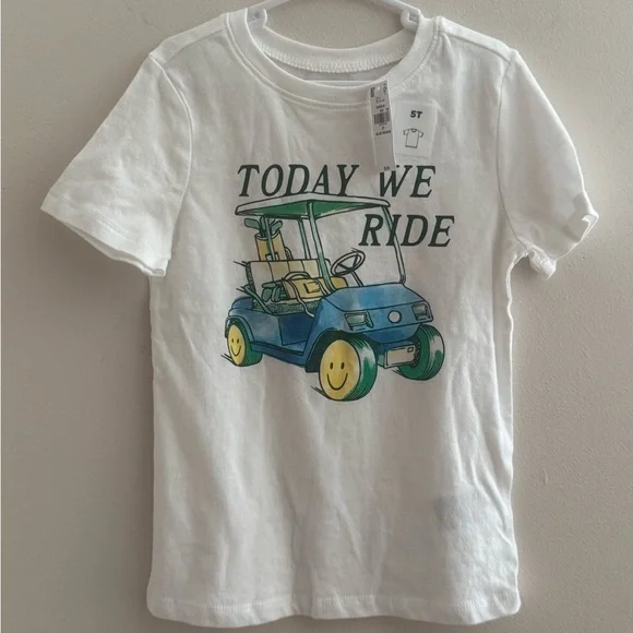 Old Navy Boys Size 5 / 5T Clothing Bundle - 5 Items Total ALL NEW WITH TAGS - Picture 2 of 8